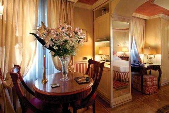 Hotel Petit Palais De Charme Milán
